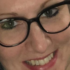 Meet your Posher, Joni